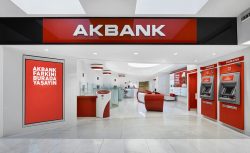 AKBANK’TAN HIZLI NAKİT ÇÖZÜMÜ: Banka müşterisi olanlara özel kampanya! Faiz oranları ve anında kullanım!
